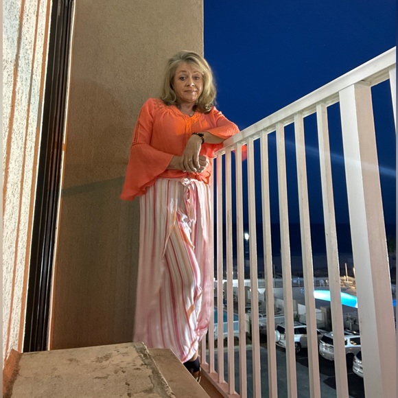 Meet your Posher - Picture 1 of 1